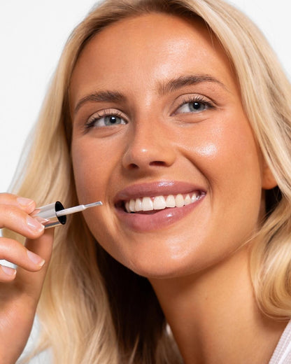 ODALIT™ Teeth Polish - Instant White Teeth-Limited Time 75%OFF Buy 1 Get 1 Free 🔥LAST DAY⏰